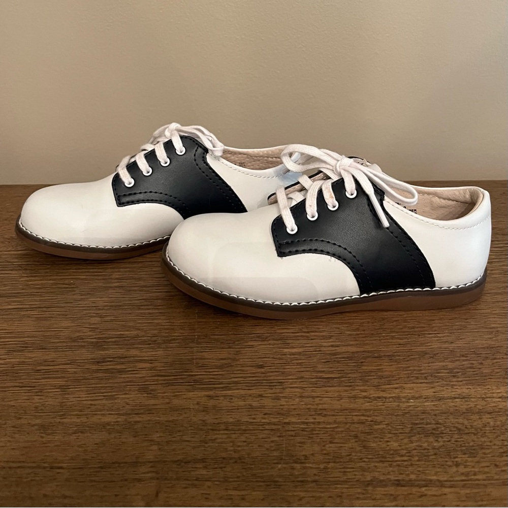 Footmates | Cheer | White/Navy | Size 11 kids